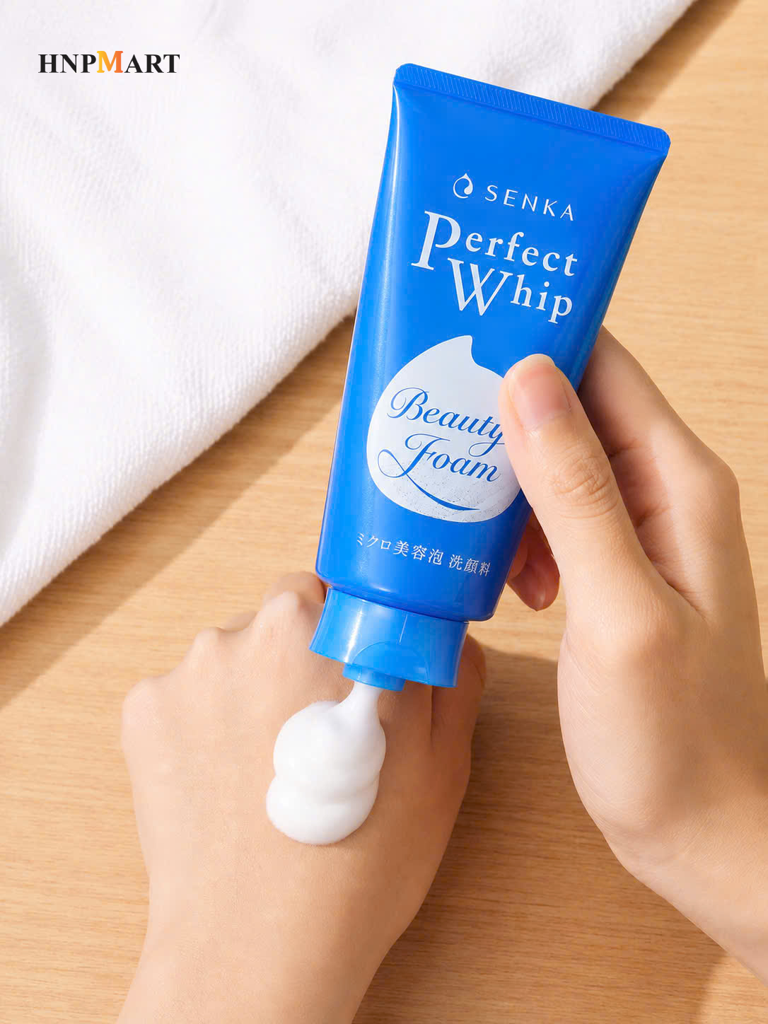 Sữa Rửa Mặt Chiết Xuất Tơ Tằm Trắng Senka Perfect Whip 120g (Xanh) - Ảnh 4